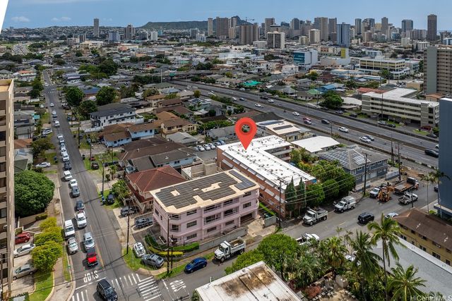 1427 Alexander Street 207, Honolulu, HI 96822