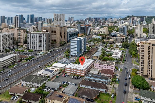 1427 Alexander Street 207, Honolulu, HI 96822