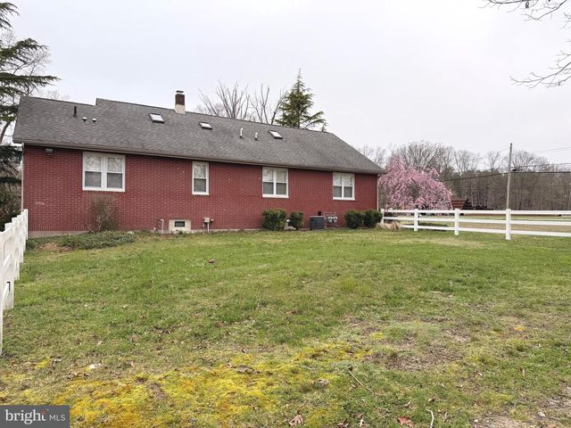 2599 S BLACK HORSE PIKE, Williamstown, NJ 08094