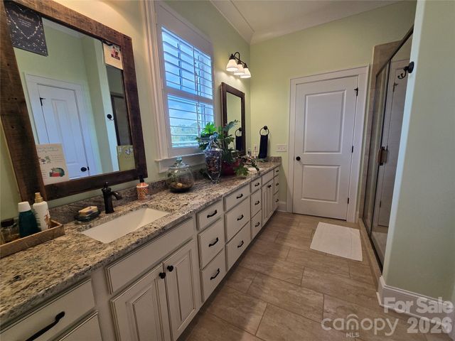 173 Pisgah Ridge Trail, Mills River, NC 28759