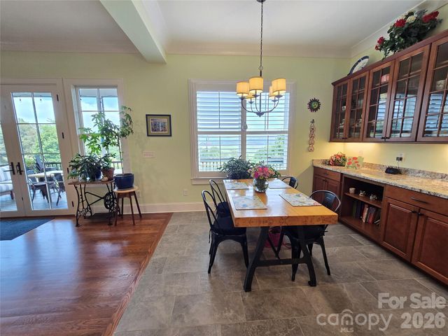 173 Pisgah Ridge Trail, Mills River, NC 28759