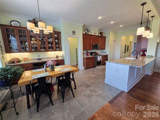 173 Pisgah Ridge Trail, Mills River, NC 28759