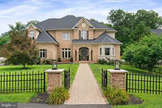 20262 REDROSE DR, Sterling, VA 20165