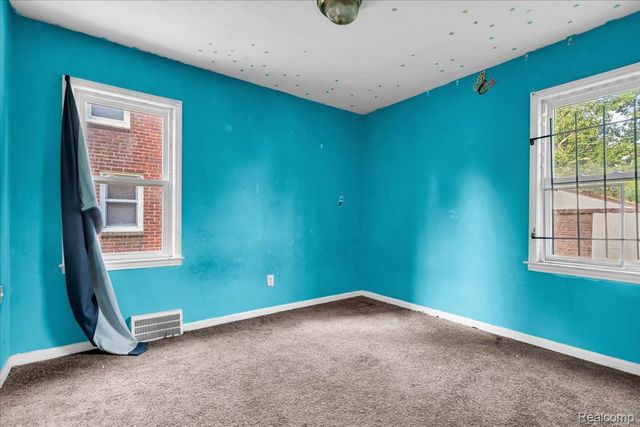 18505 Prest Street, Detroit, MI 48235