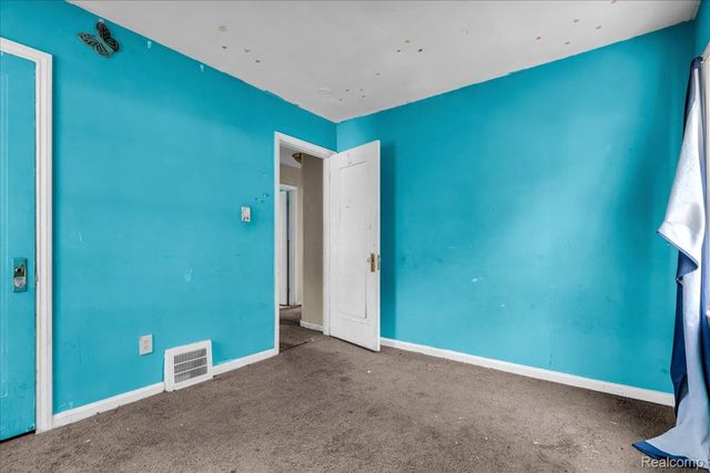 18505 Prest Street, Detroit, MI 48235