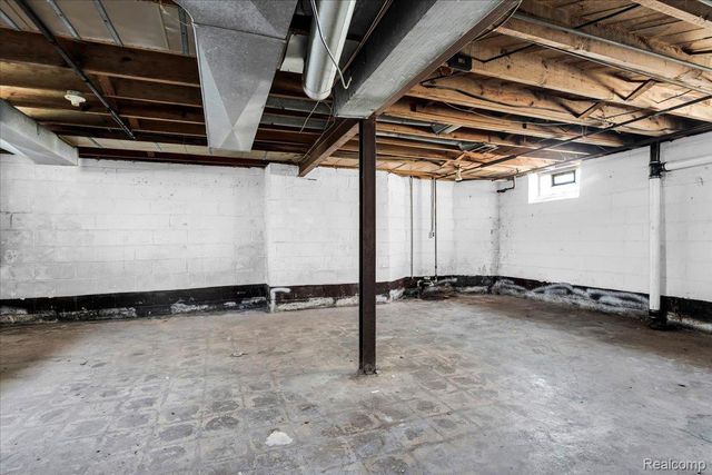 18505 Prest Street, Detroit, MI 48235