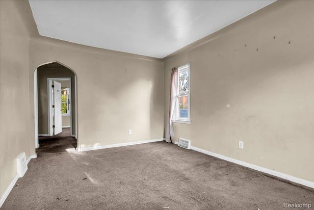 18505 Prest Street, Detroit, MI 48235