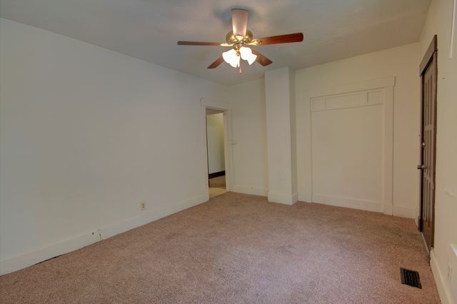 1930 N Myrtle Street, Davenport, IA 52804