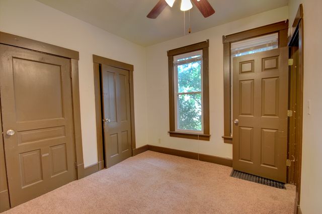 1930 N Myrtle Street, Davenport, IA 52804