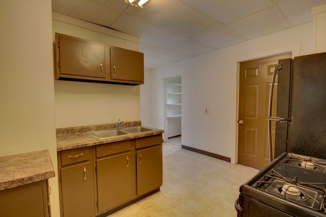 1930 N Myrtle Street, Davenport, IA 52804