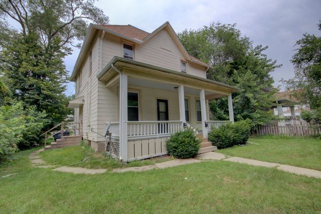 1930 N Myrtle Street, Davenport, IA 52804