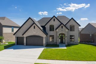 53707 Addington Drive, Macomb Township, MI 48042