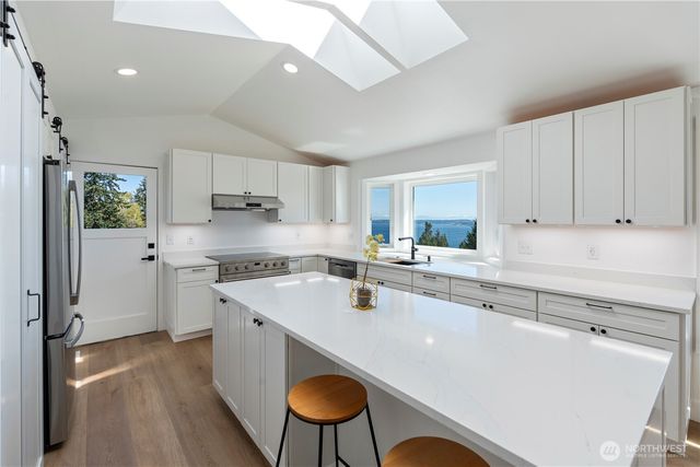 800 Thorndyke Road, Port Ludlow, WA 98635