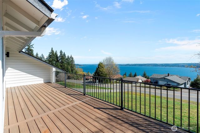 800 Thorndyke Road, Port Ludlow, WA 98635