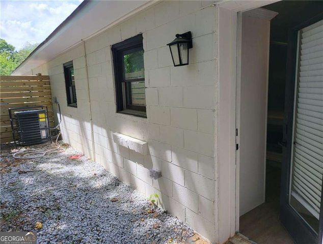 1040 Garibaldi Street SW, Atlanta, GA 30310