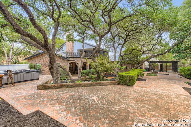 12735 Cranes Mill, San Antonio, TX 78230
