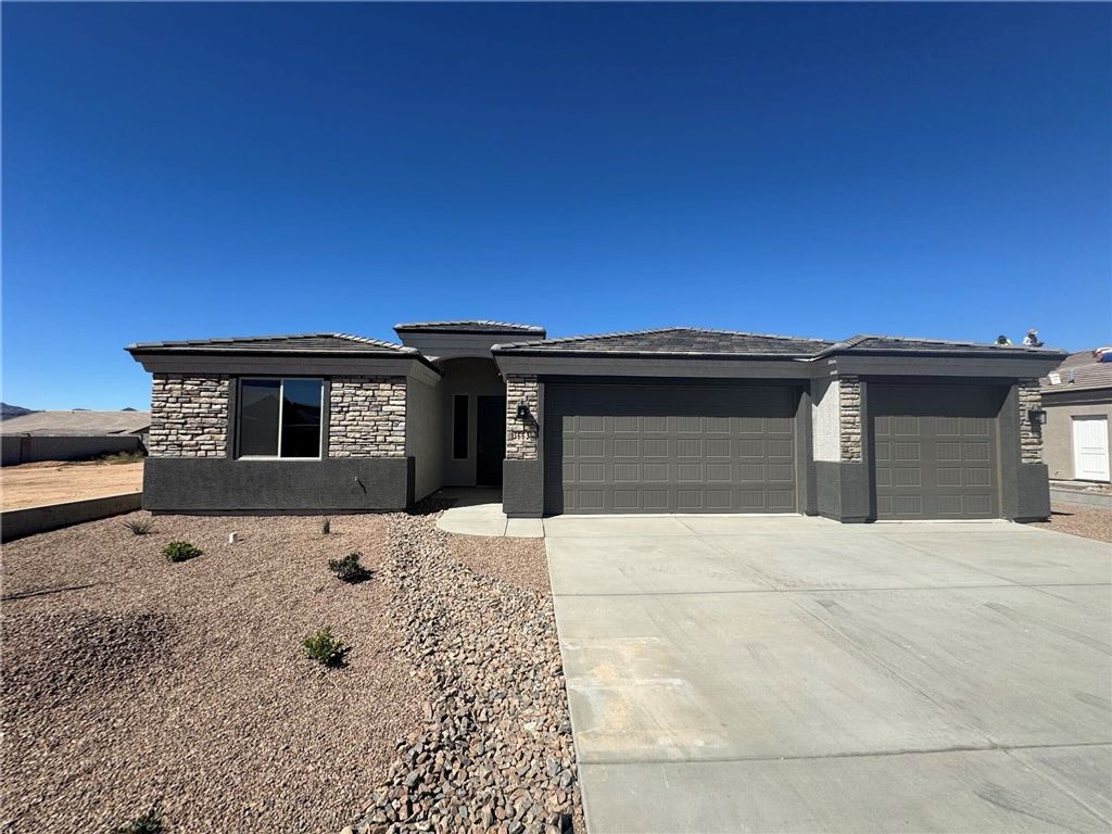 3663 Wheatland Avenue, Kingman, AZ 86401