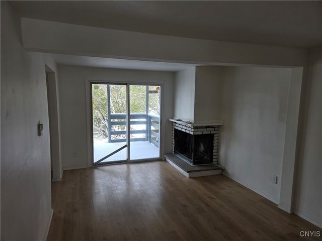 5490 North Trastevere Road Road 2, Clay, NY 13041