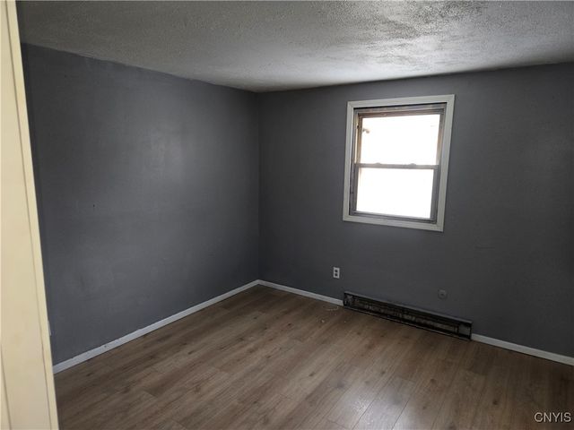 5490 North Trastevere Road Road 2, Clay, NY 13041