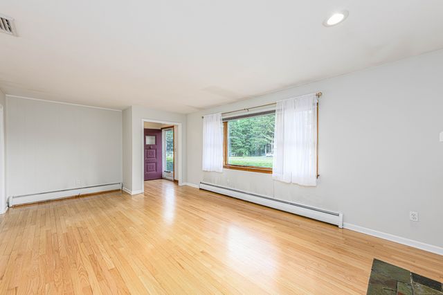 124 Warner Road, North Haven, CT 06473