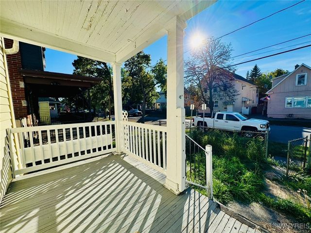 445 18th Street, Niagara Falls, NY 14303