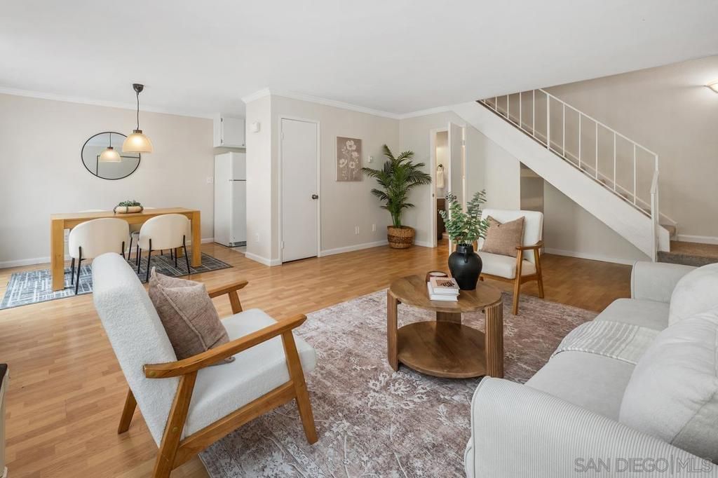 11052 Via San Marco, San Diego, CA 92129