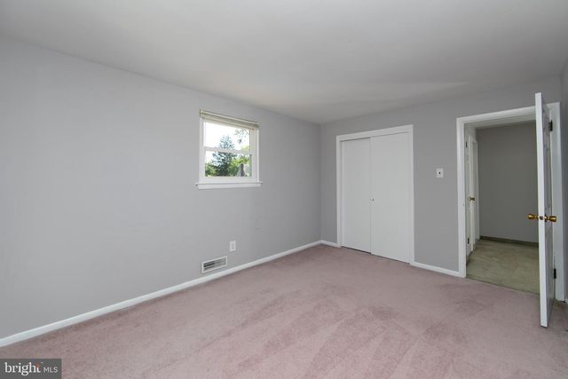 1944 BIRCHWOOD PARK DR N, Cherry Hill, NJ 08003