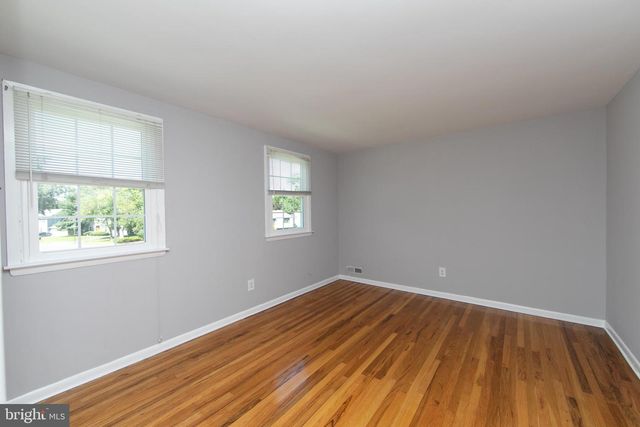 1944 BIRCHWOOD PARK DR N, Cherry Hill, NJ 08003