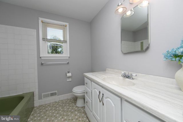 1944 BIRCHWOOD PARK DR N, Cherry Hill, NJ 08003