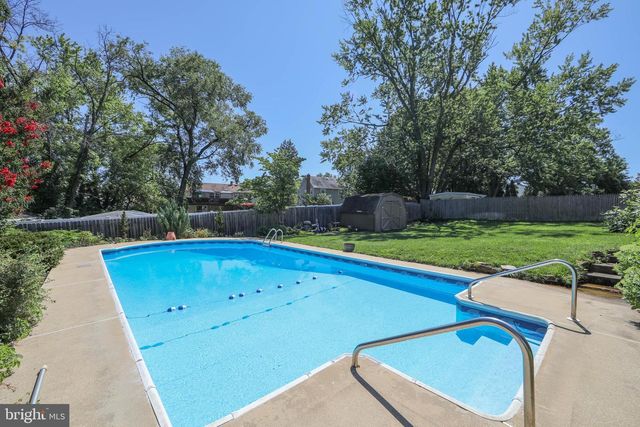 1944 BIRCHWOOD PARK DR N, Cherry Hill, NJ 08003