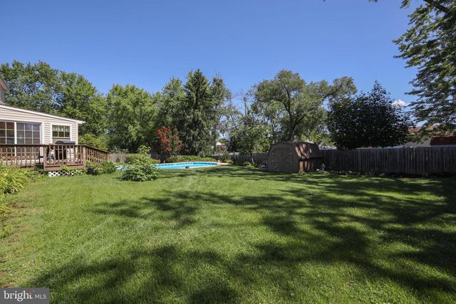 1944 BIRCHWOOD PARK DR N, Cherry Hill, NJ 08003