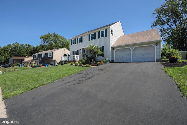 1944 BIRCHWOOD PARK DR N, Cherry Hill, NJ 08003
