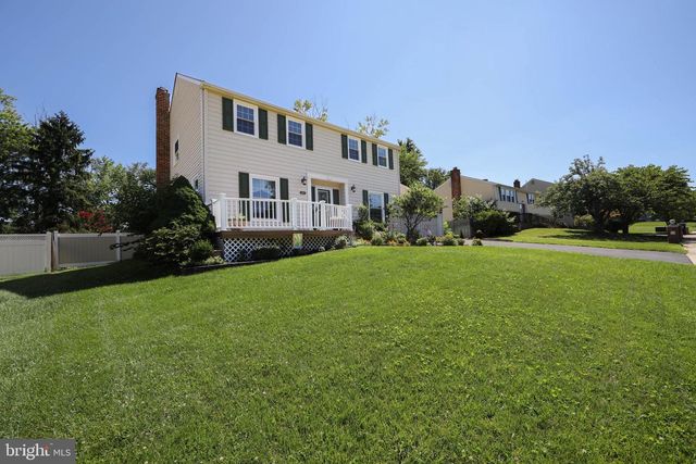1944 BIRCHWOOD PARK DR N, Cherry Hill, NJ 08003