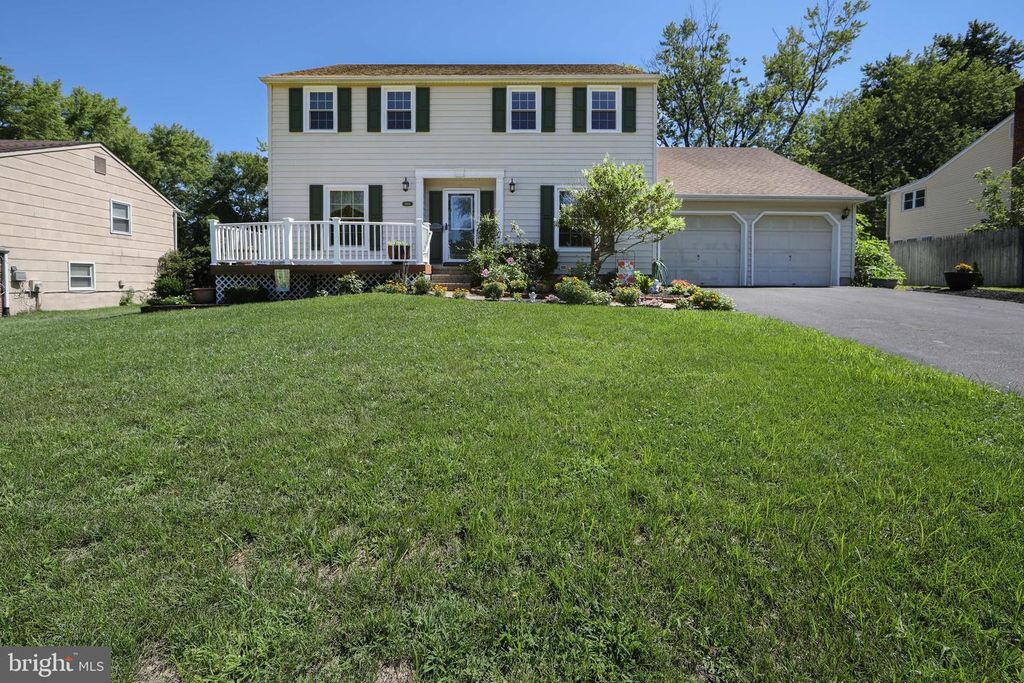 1944 BIRCHWOOD PARK DR N, Cherry Hill, NJ 08003