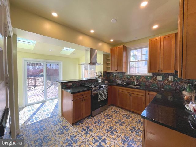 3211 VARNUM ST, Mount Rainier, MD 20712