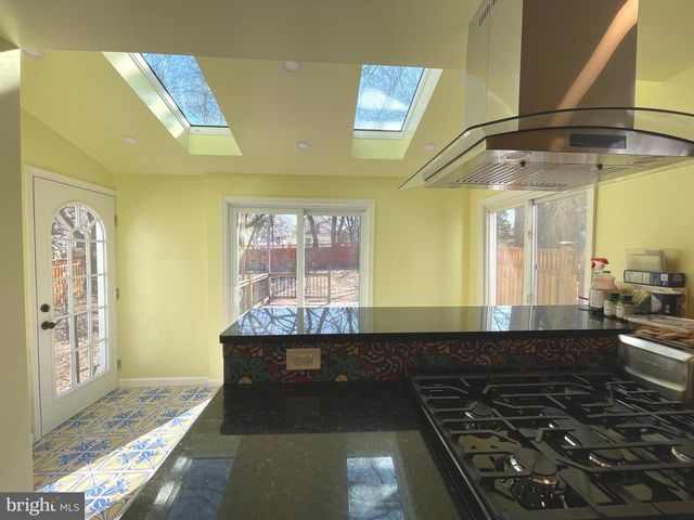 3211 VARNUM ST, Mount Rainier, MD 20712