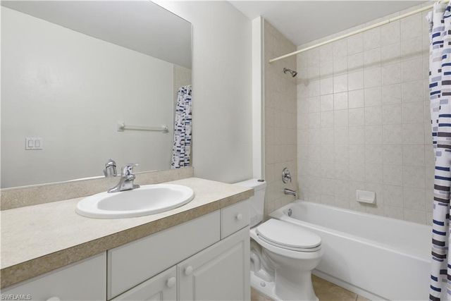1082 Ridgeway DR, North Fort Myers, FL 33903