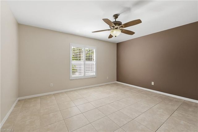1082 Ridgeway DR, North Fort Myers, FL 33903