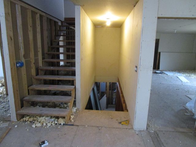 4954 E County Line Road 4954 E County Line Road, Springfield, OH 45502