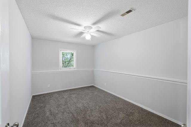 218 E Oak Meadows Rd, Derby, KS 67037