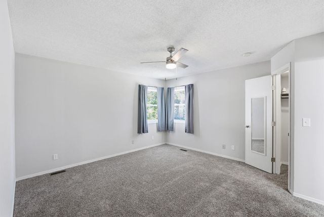 218 E Oak Meadows Rd, Derby, KS 67037