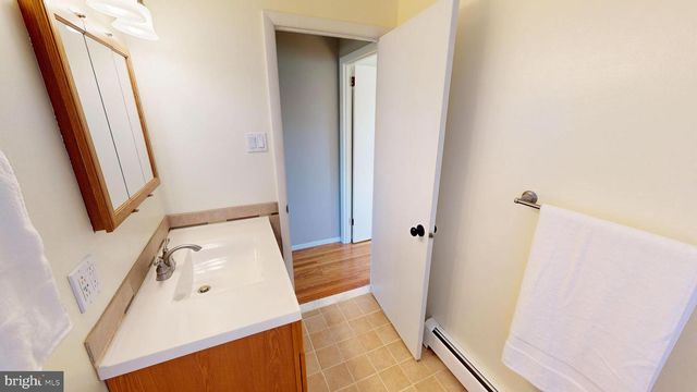 14 N FORGE MANOR DR, Phoenixville, PA 19460