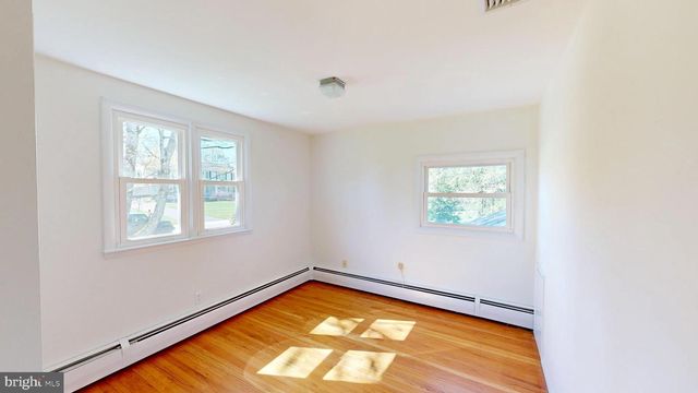 14 N FORGE MANOR DR, Phoenixville, PA 19460