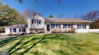 14 N FORGE MANOR DR, Phoenixville, PA 19460