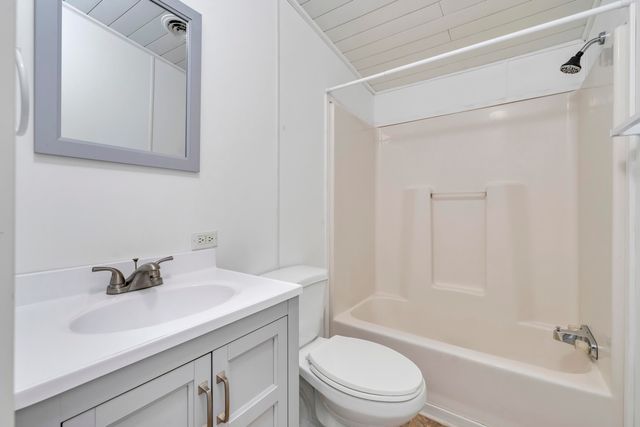 369 Smith RD, Bassett, VA 24055