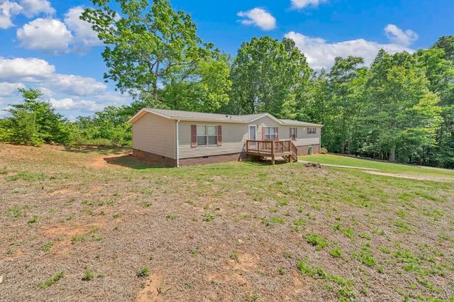 369 Smith RD, Bassett, VA 24055