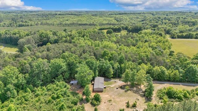 369 Smith RD, Bassett, VA 24055