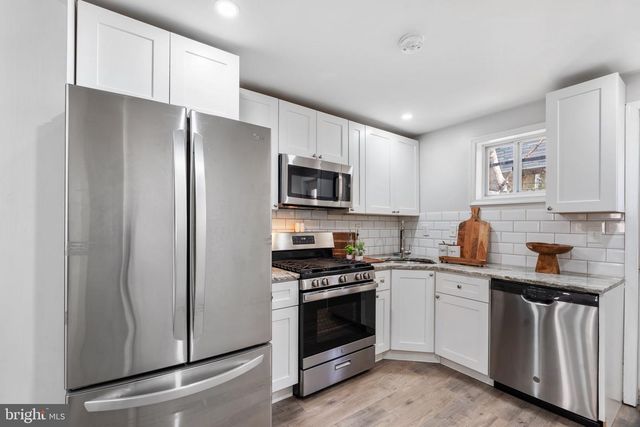 1543 S BAILEY ST, Philadelphia, PA 19146