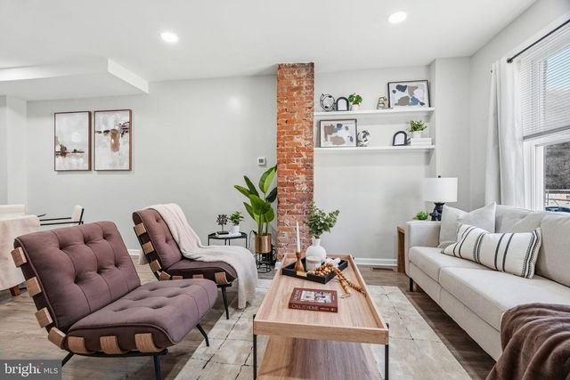 1543 S BAILEY ST, Philadelphia, PA 19146