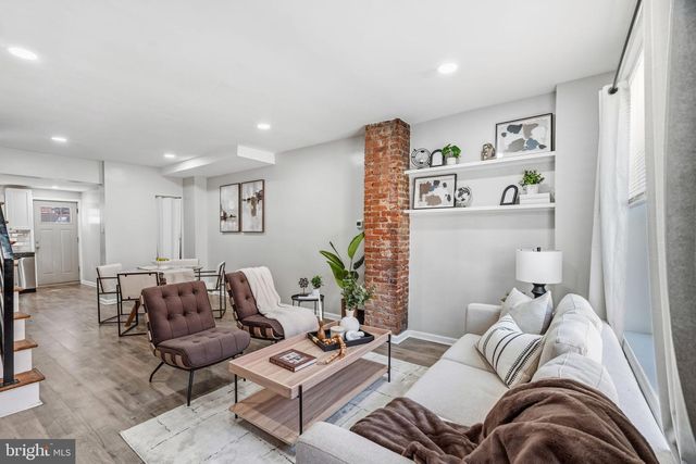 1543 S BAILEY ST, Philadelphia, PA 19146